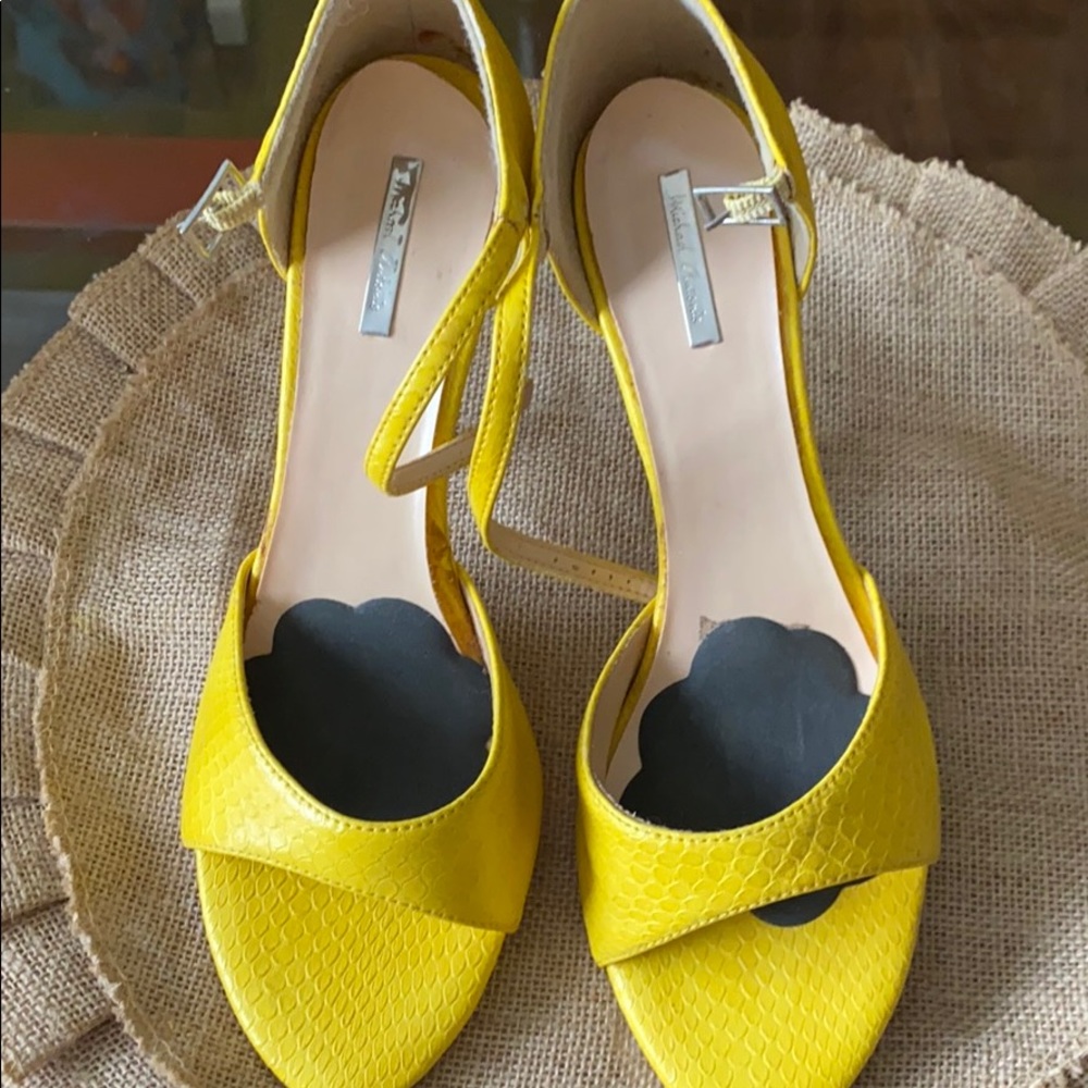 Michael Antonio shoes size 8